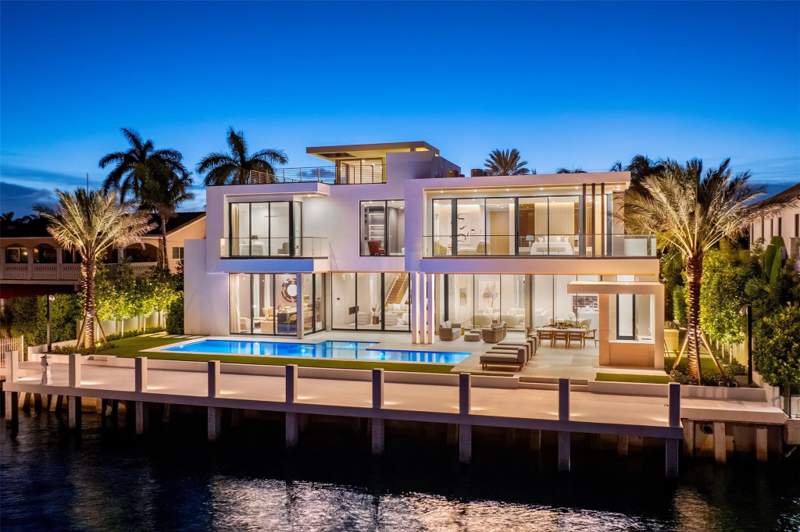 6 bedroom Single Family Residence at 68 Isla Bahia Drive, Isla Bahia, Fort Lauderdale — photo 2