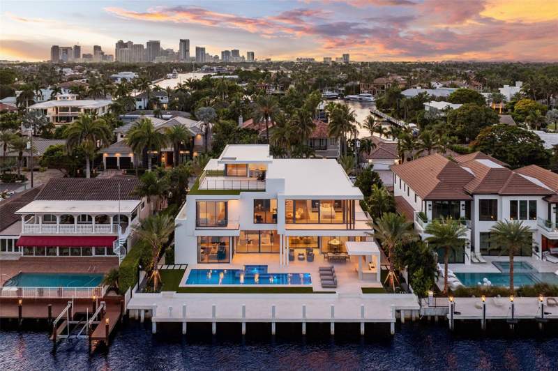 6 bedroom Single Family Residence at 68 Isla Bahia Drive, Isla Bahia, Fort Lauderdale — photo 5