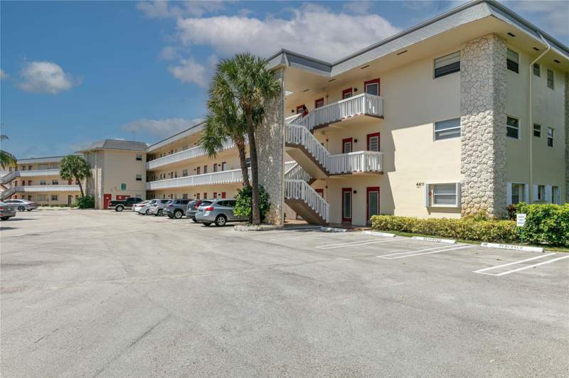2 bedroom Condominium at 4411 NW 16th Street #F109, Fairfax Hall Condo, Lauderhill — photo 2