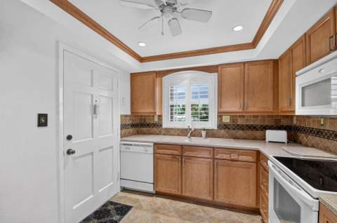 5510 N Ocean #207, Ocean Ridge FL - photo 15 of 59