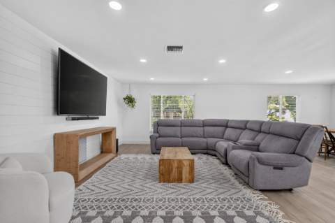 617 Heron Drive, Delray Beach FL - photo 8 of 55
