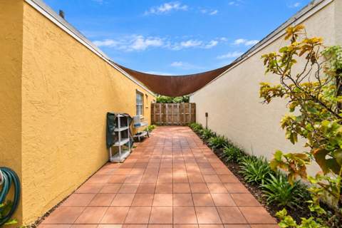 3680 Marlberry Lane, Miramar FL - photo 22 of 25