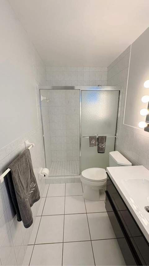 1560 McKinley Street #111W, Hollywood FL - photo 9 of 11