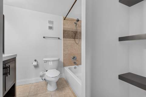 250 Jacaranda Drive #411, Plantation FL - photo 11 of 26