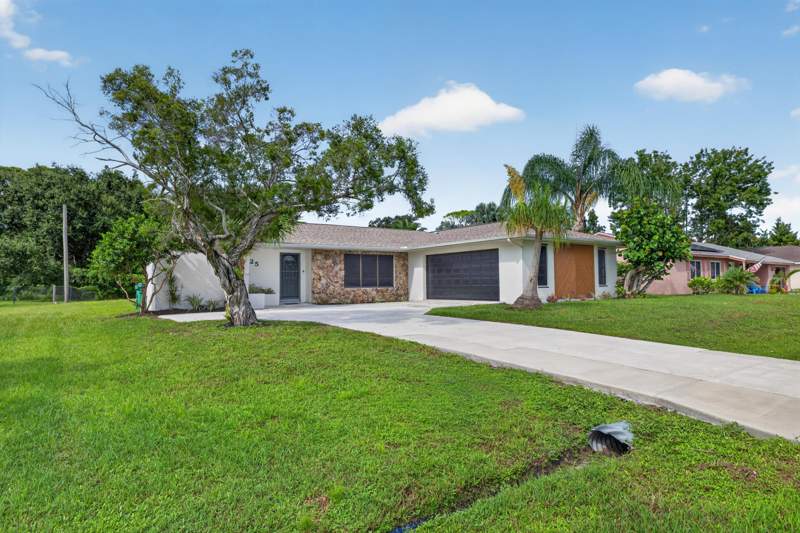 3 bedroom Single Family Residence at 1425 SE Minorca Avenue, South Port St Lucie Unit 5, Port St. Lucie — photo 2