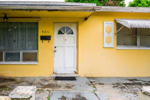 4211 NW 43rd Street, Lauderdale Lakes FL - photo 11 of 18