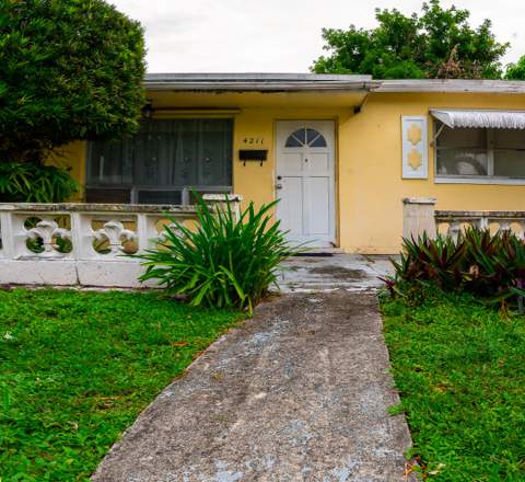 4211 NW 43rd Street, Lauderdale Lakes FL - photo 12 of 18