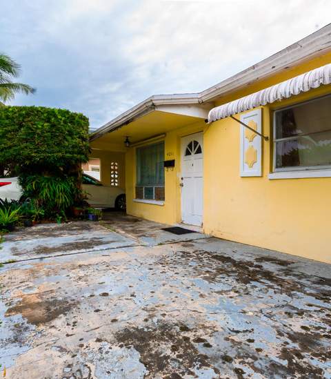 4211 NW 43rd Street, Lauderdale Lakes FL - photo 14 of 18