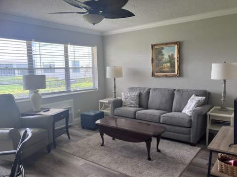 30 Chatham B, West Palm Beach FL - photo 15 of 44