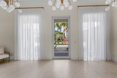 229 Golfview Drive, Tequesta FL - photo 11 of 81