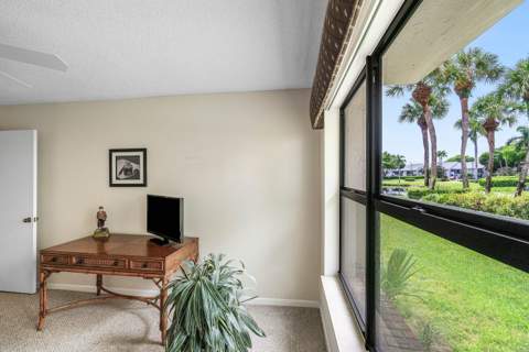 5154 Oakhill Lane #1014, Delray Beach FL - photo 21 of 52