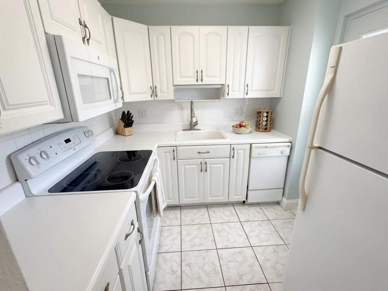 1 bedroom Condominium at 2555 NE 11th Street #303, Horizon House Condo, Fort Lauderdale — photo 5