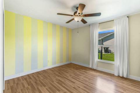 255 SW Glenwood Drive, Port St. Lucie FL - photo 19 of 33