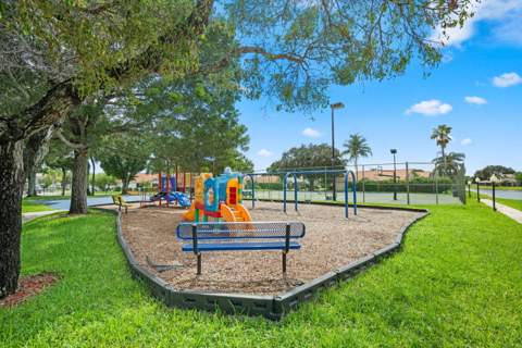 5851 Amethyst Court, Boynton Beach FL - photo 21 of 24