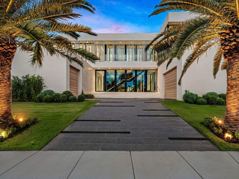 6 bedroom Single Family Residence at 35 Spoonbill Road, Point Manalapan Pl 1 In, Manalapan — photo 2