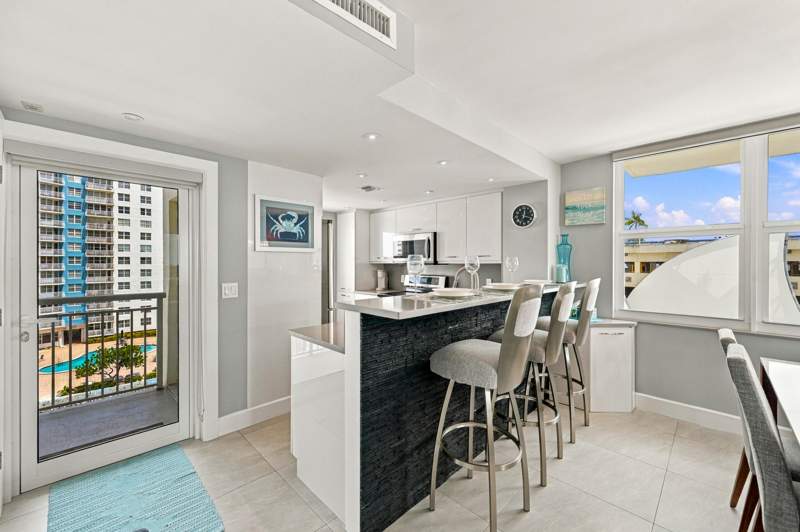 2 bedroom Condominium at 201 N Ocean Boulevard #604, Granada House Condominium, Pompano Beach — photo 4