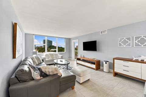 201 N Ocean Boulevard #604, Pompano Beach FL - photo 14 of 44