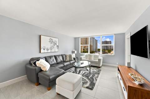 201 N Ocean Boulevard #604, Pompano Beach FL - photo 17 of 44