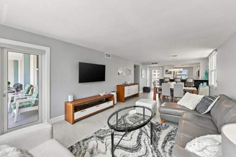 201 N Ocean Boulevard #604, Pompano Beach FL - photo 19 of 44