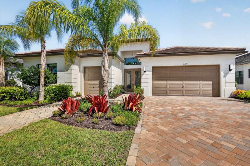 3 bedroom Single Family Residence at 11673 SW Terrace Court, Riverland Parcel B - Plat Four, Port St. Lucie — photo 4