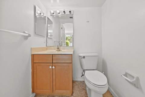 9861 Woodworth Court, Wellington FL - photo 16 of 49