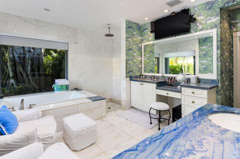 202 Coral Lane, Palm Beach FL - photo 13 of 21