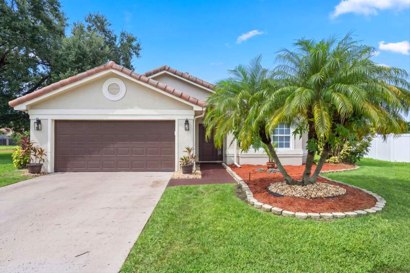 3 bedroom Single Family Residence at 5851 Amethyst Court, Rainbow Lakes Tr E, Boynton Beach — photo 3