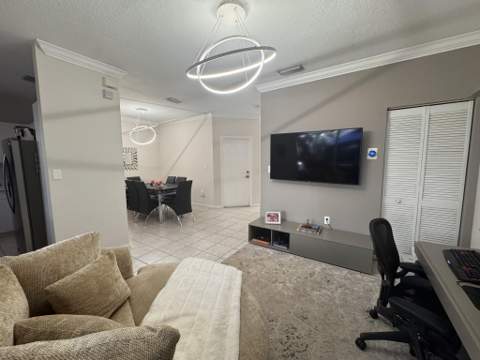 135 Riverwalk Circle, Sunrise FL - photo 8 of 29