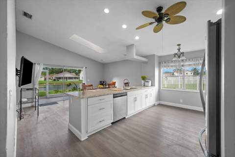 5851 Amethyst Court, Boynton Beach FL - photo 9 of 24