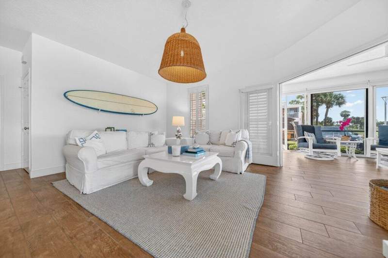 2 bedroom Condominium at 391 NE Plantation Road #215, Beachwalk At Indian River Plantation Condo, Hutchinson Island — photo 3