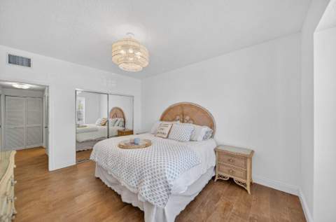 391 NE Plantation Road #215, Hutchinson Island FL - photo 11 of 20