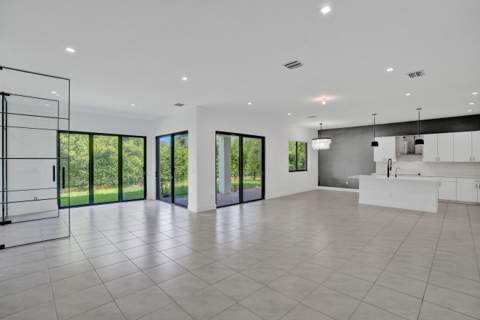 13025 Addilyn Court, Davie FL - photo 7 of 107