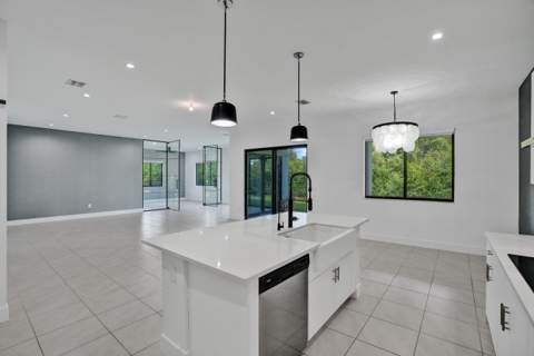 13025 Addilyn Court, Davie FL - photo 18 of 107