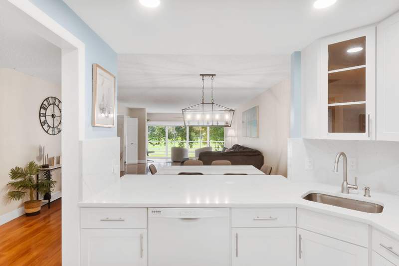 3 bedroom Condominium at 4007 N Cypress Drive #208, No 83 Palm-Aire Country Club, Pompano Beach — photo 4