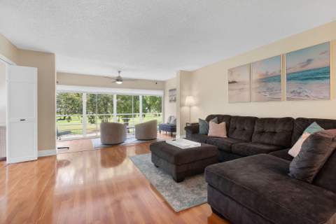 4007 N Cypress Drive #208, Pompano Beach FL - photo 9 of 35