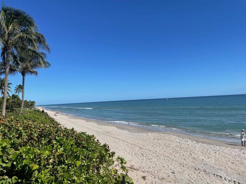 3 bedroom Single Family Residence at 6130 Ridge Lane, Coastal Shores West, Ocean Ridge — photo 3