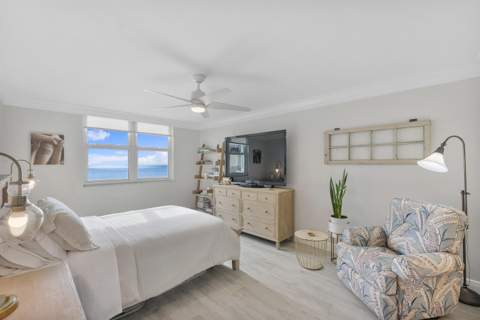 1900 S Ocean Boulevard #14T, Lauderdale-By-The-Sea FL - photo 10 of 40