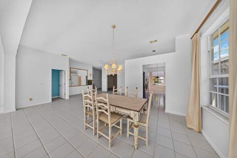 9437 Poinciana Court, Fort Pierce FL - photo 11 of 38