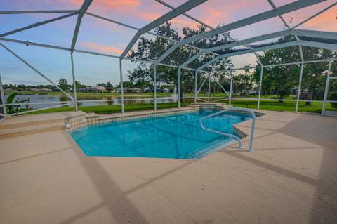 208 SW Whitewood Drive, Port St. Lucie FL - photo 24 of 32