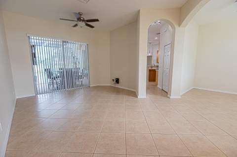 208 SW Whitewood Drive, Port St. Lucie FL - photo 13 of 32