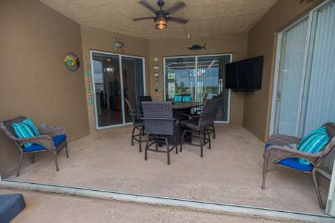 208 SW Whitewood Drive, Port St. Lucie FL - photo 23 of 32