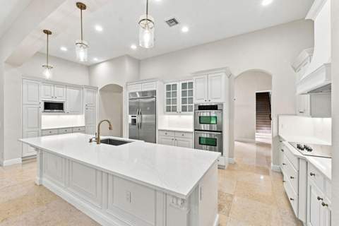 8166 Emerald Avenue, Parkland FL - photo 9 of 45