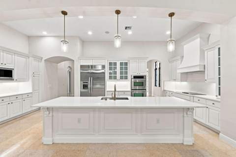 8166 Emerald Avenue, Parkland FL - photo 10 of 45