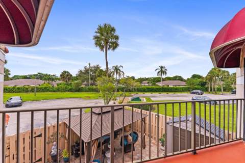 4240 Village Drive #D, Delray Beach FL - photo 22 of 27