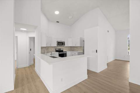 2635 SE Morningside Boulevard, Port St. Lucie FL - photo 15 of 42