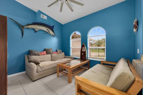 202 SE Grove Avenue, Port St. Lucie FL - photo 7 of 55