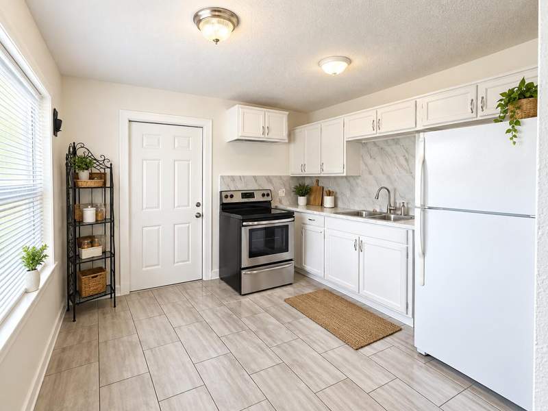 2 bedroom Single Family Residence at 2605 Avenue, Carver Heights, Fort Pierce — photo 4