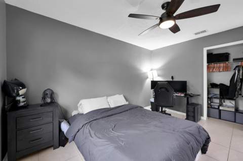 202 SE Grove Avenue, Port St. Lucie FL - photo 22 of 55