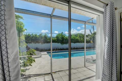 1171 Bimini Lane, West Palm Beach FL - photo 12 of 61