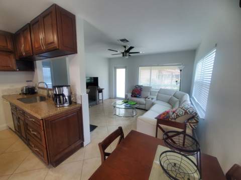 1225 Hillsboro Mile #T1, Hillsboro Beach FL - photo 8 of 18